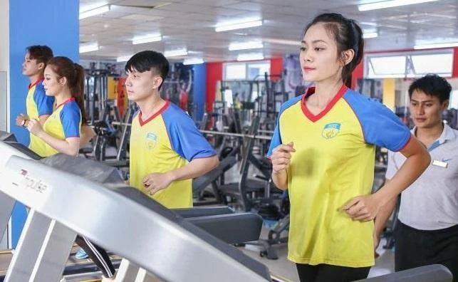 Dịch COVID khiến loạt trường đại học quyết định giữ nguyên học phí, sinh viên thở phào
