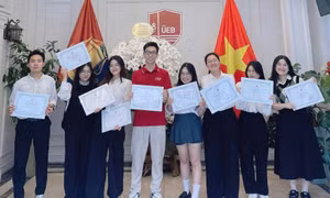 8b7a1d8e64b859ba5432.jpg