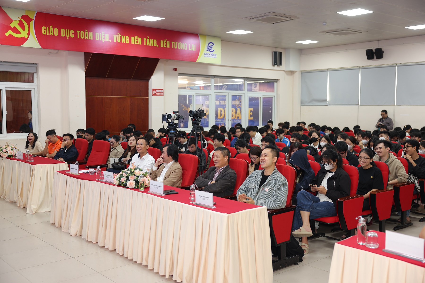 8bc5a2adfa659166a88b.jpg