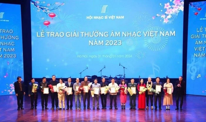 Giải thưởng Âm nhạc Việt Nam 2024: Đêm vinh danh "xịn sò" cho các nhạc sĩ và nghệ sĩ Việt ✨