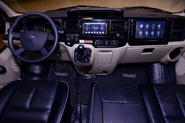 8d0345052f6c177152b5.jpg