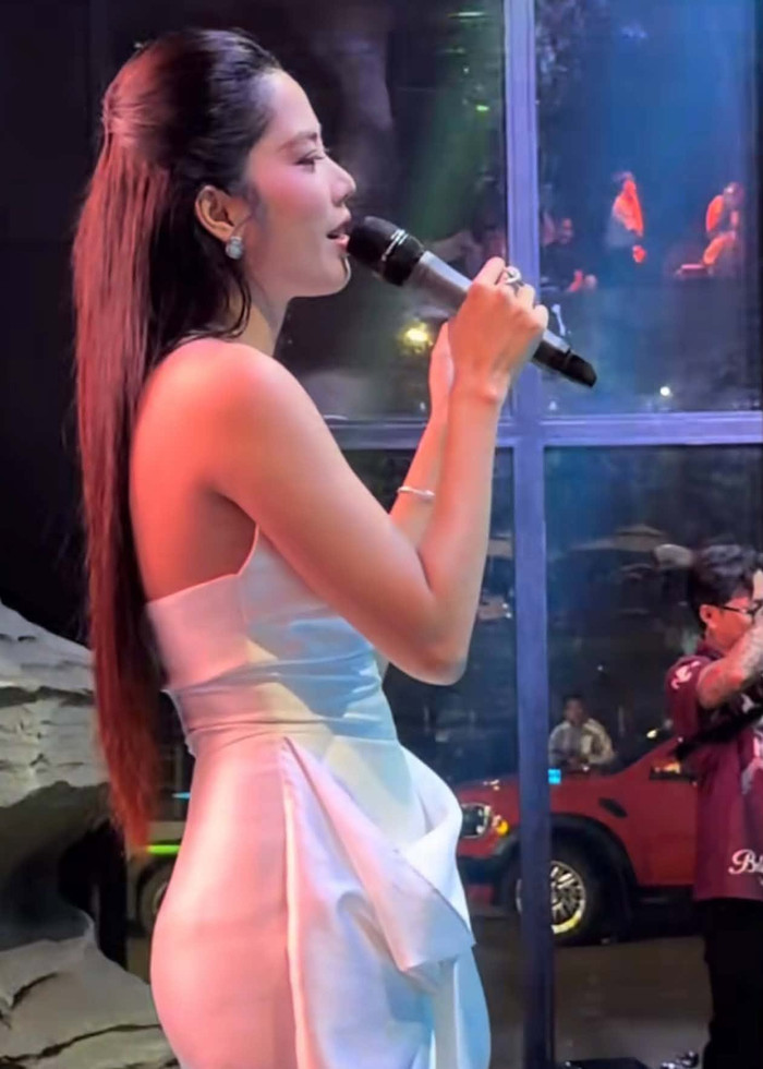 8d619355d1984c13b7de.jpg