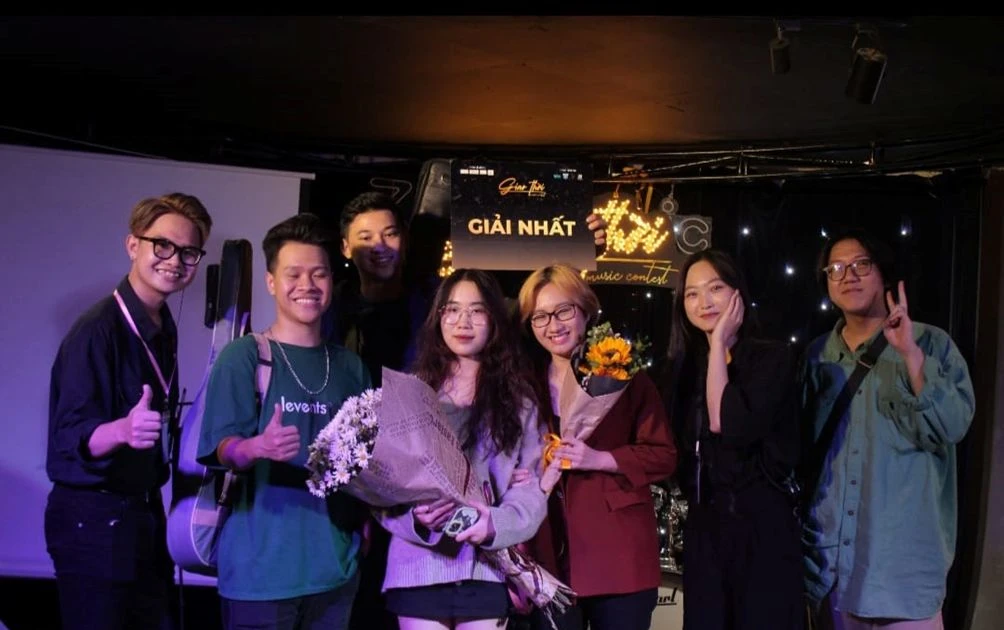 Gen Z chủ động gìn giữ những bản nhạc xưa, làm sao mà chất thế!