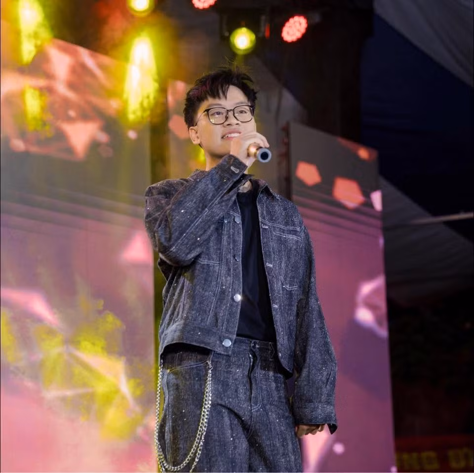 8d810035abb89ce095d9.jpg