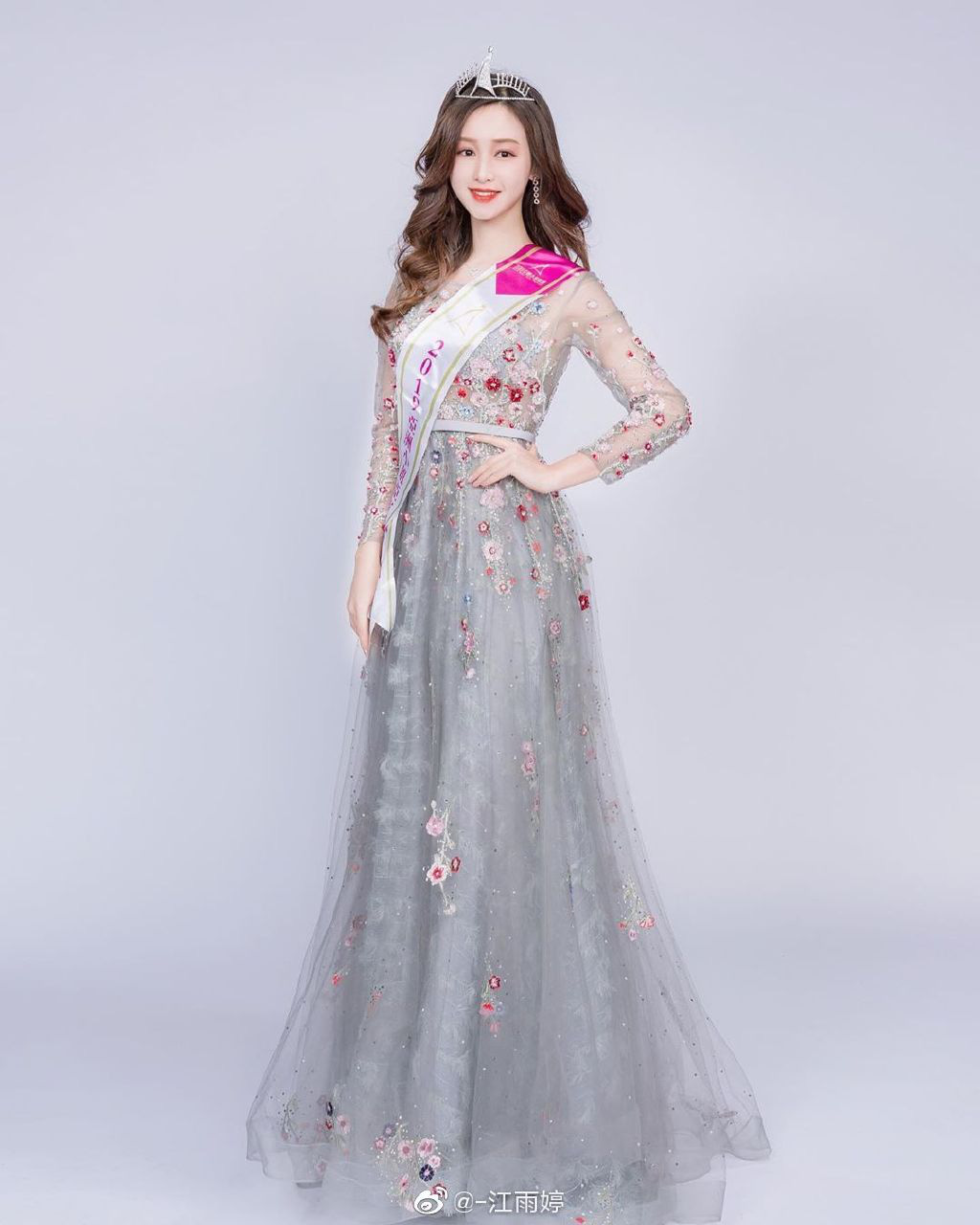 8e429db11197f4619ac5.jpg