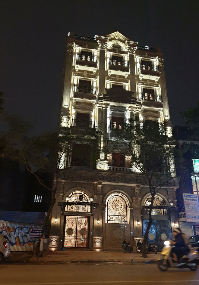 8e94b646dccc6bd6acf2.jpg