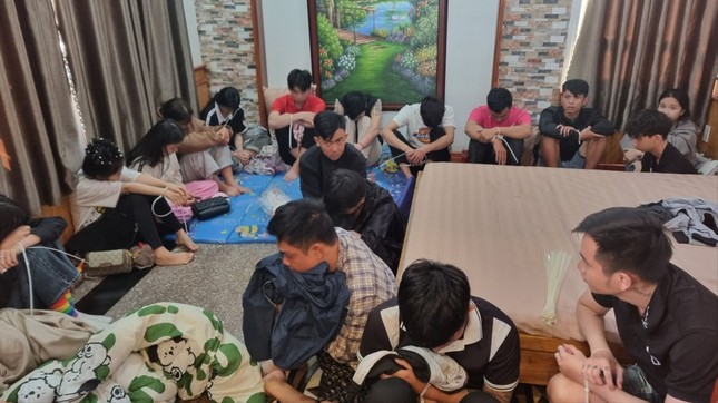8fecea42cf6d0e175737.jpg