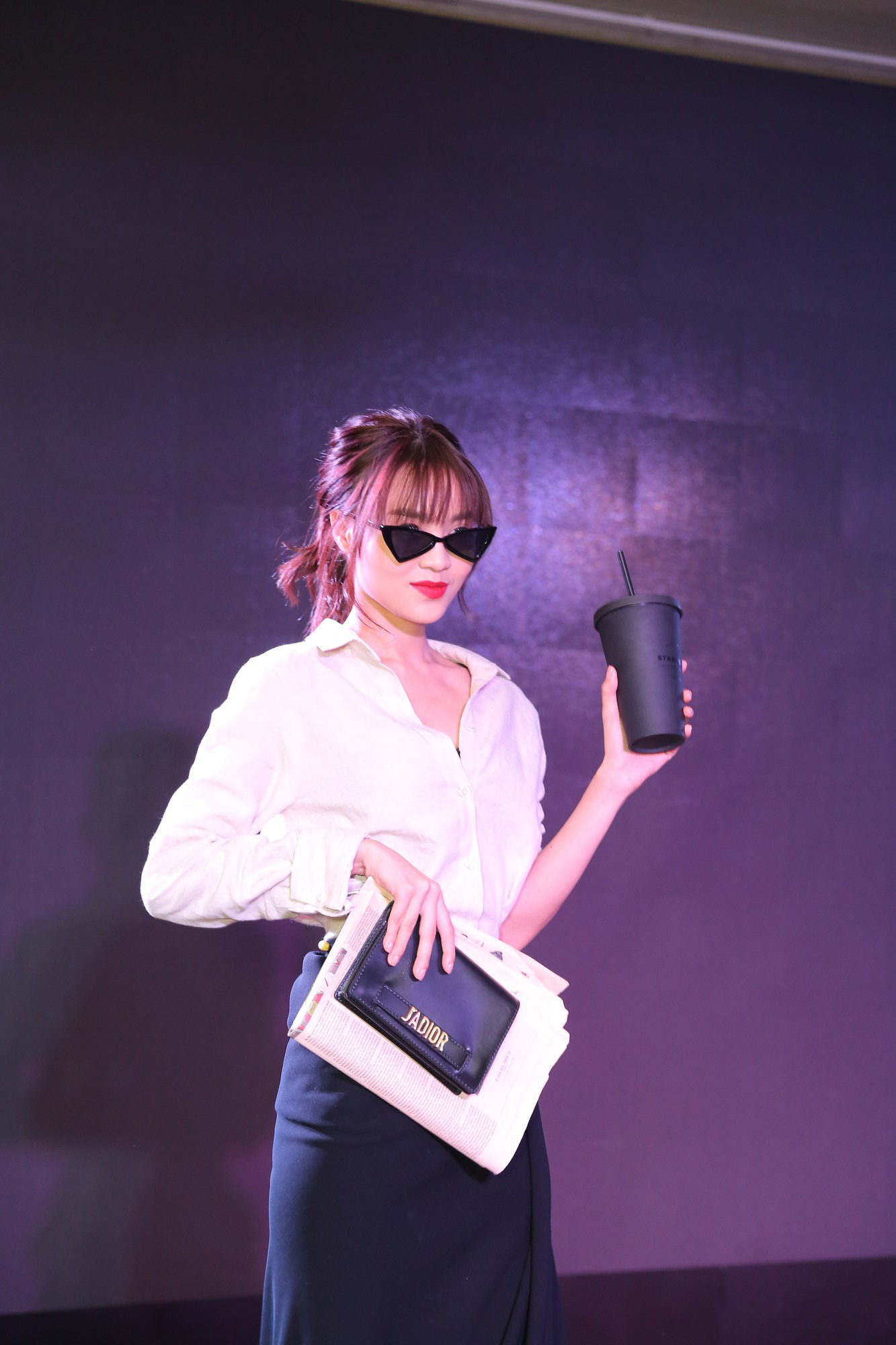 90ae46cb056c368cb0c0.jpg