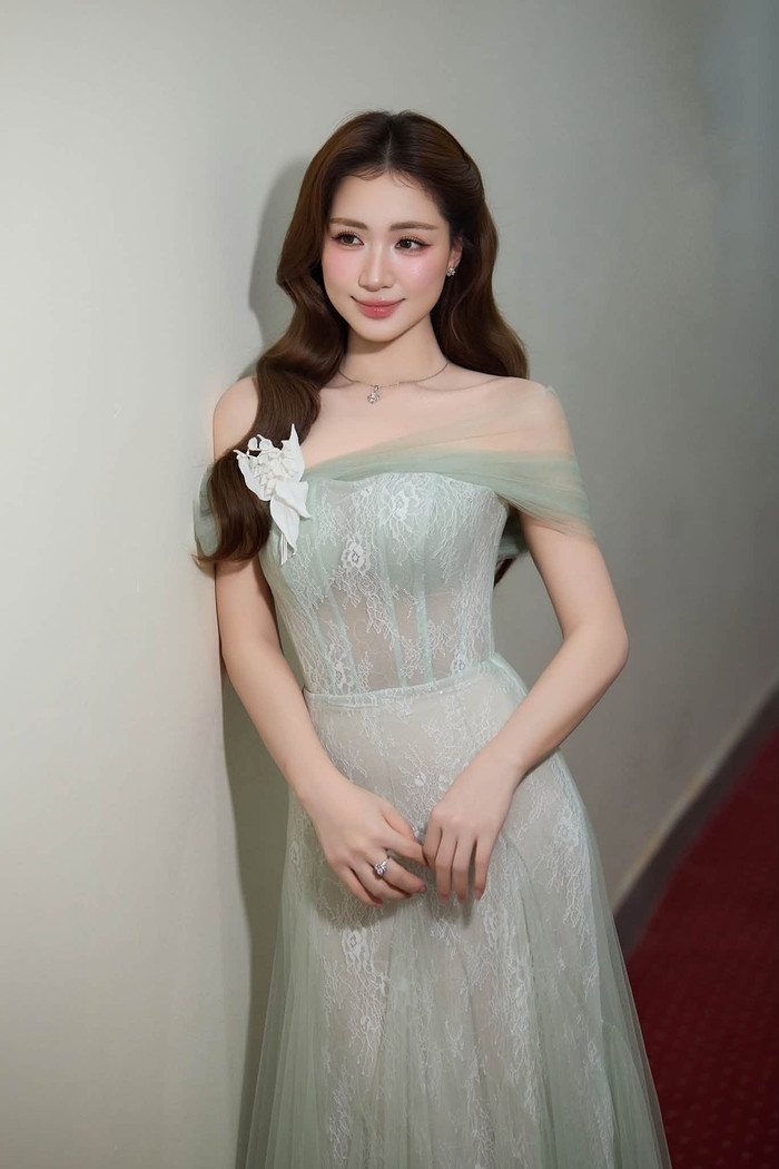90db98d98ecbcf1bf21a.jpg