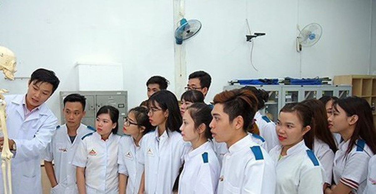 916b557bea837afa15c0.jpg