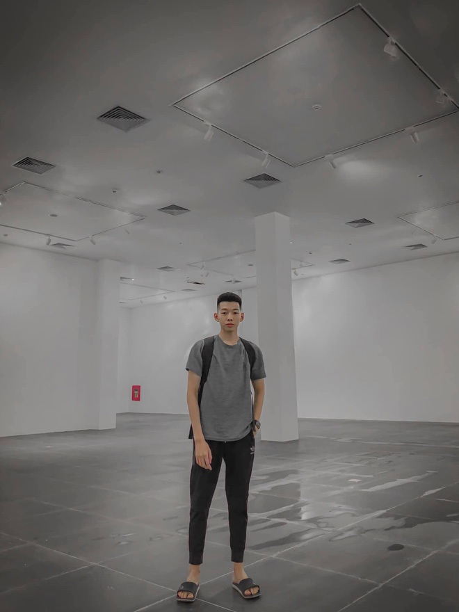 92d50f3aebc954bf67a9.jpg