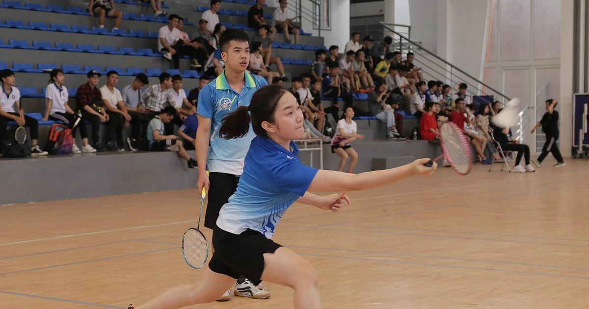 Nữ sinh Kiến trúc khoe tài thể thao, visual đỉnh như idol ‍♀️⚽