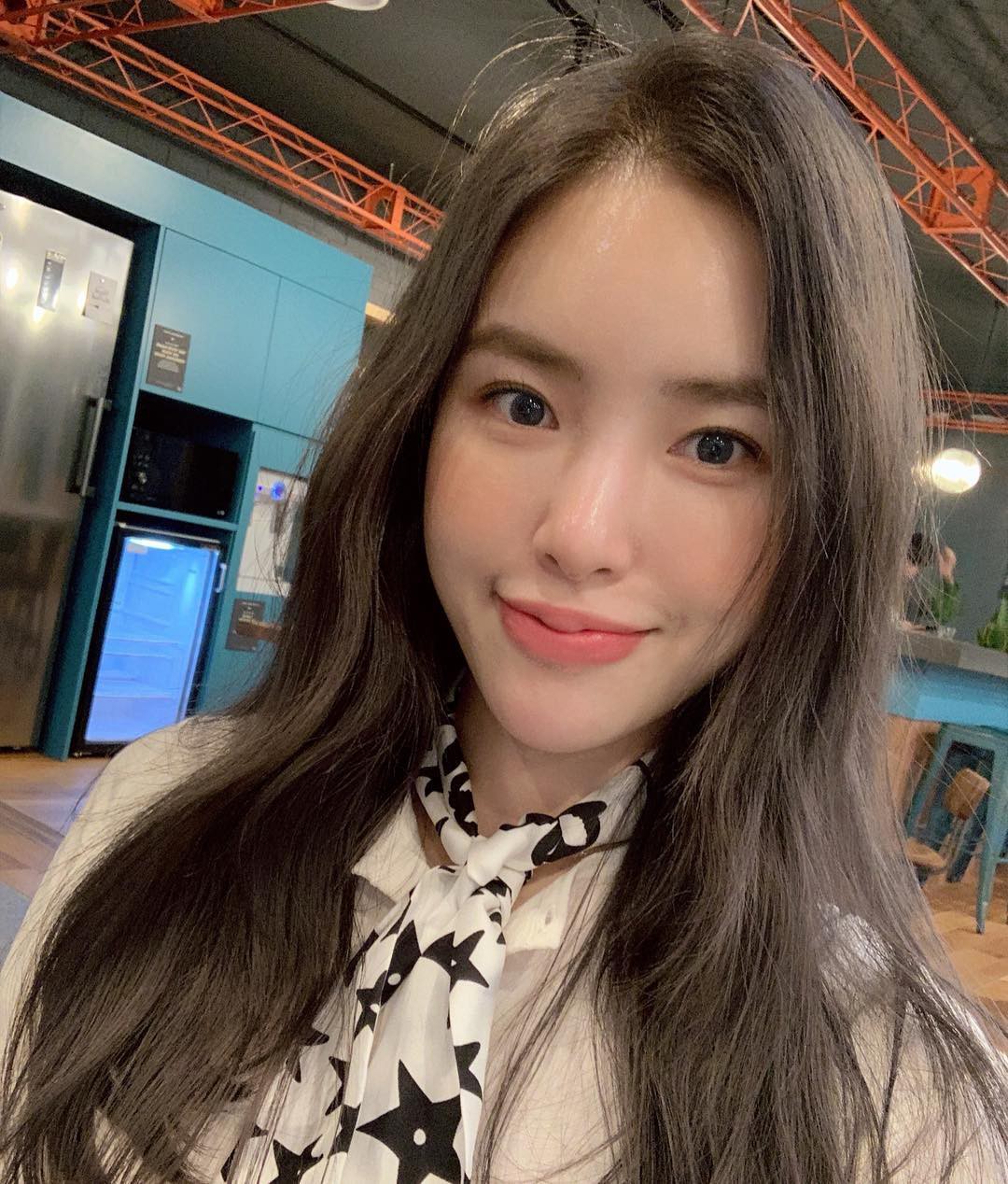 93af9c32abd239afa800.jpg