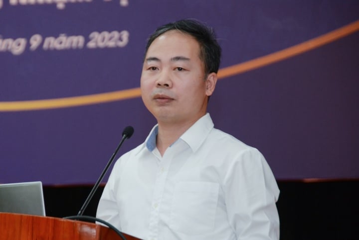 940ef44b9c8941de470e.jpg
