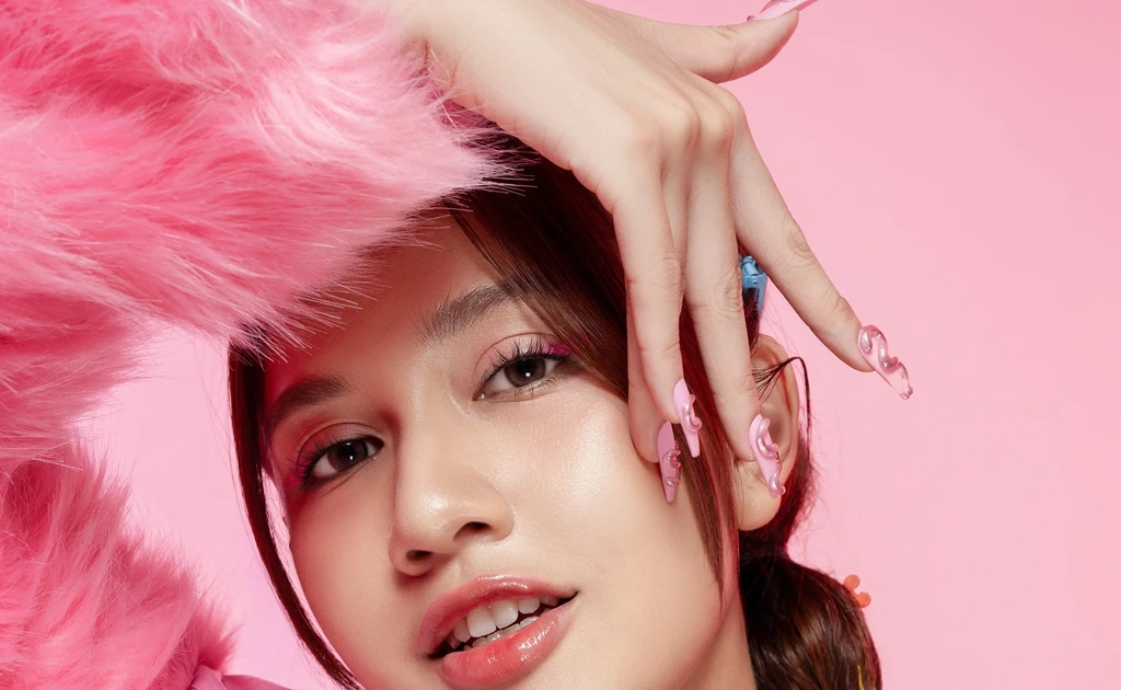Chuyện tháng 9 cùng DJ Emma - Cô nàng Gen Z "cân" cả sân khấu lẫn cuộc sống ✨