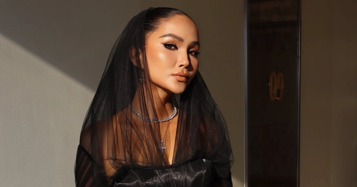 H'Hen Niê chốt nhà mới sau sinh, thẳng thắn: "Chỉ có chăm chỉ mới thoát nghèo được nha!"