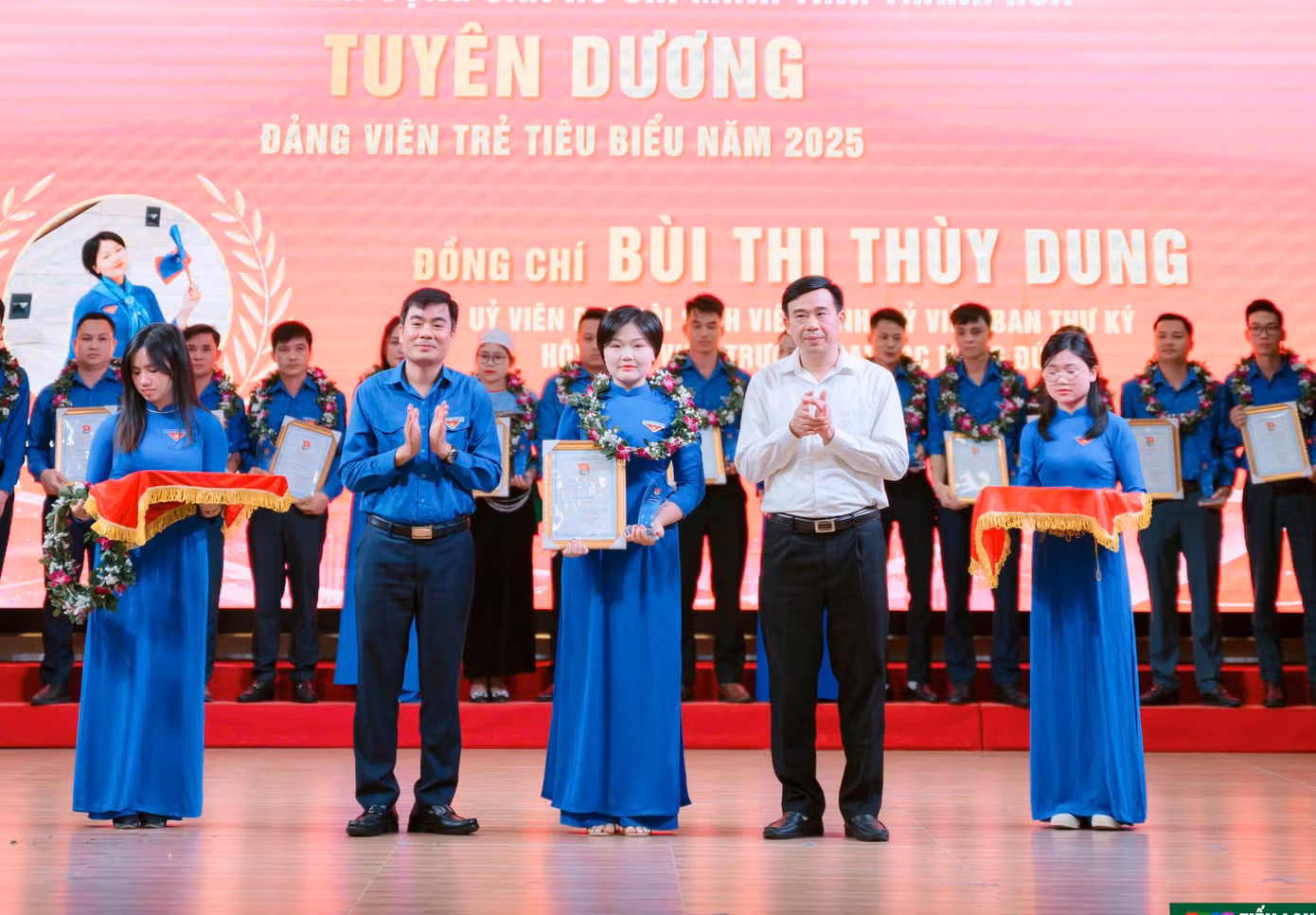9582e2a24b956c9f8988.jpg