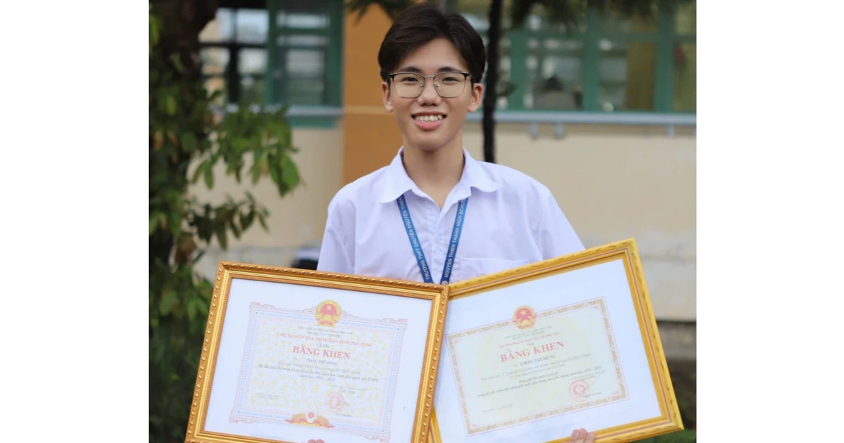 Nam sinh USSH mê truyền thông: Từ học sinh giỏi Sử đến người truyền cảm hứng bằng sự tử tế