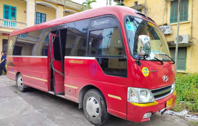 95a4dbf07000eaeaa818.jpg