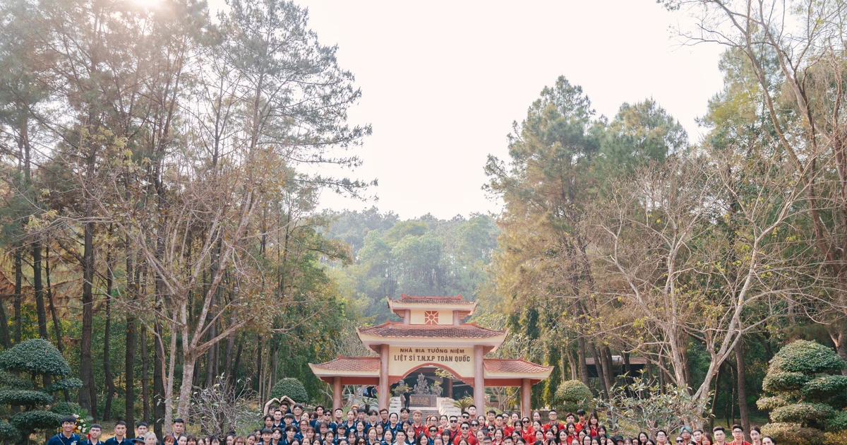 Sinh viên Du lịch Đại học Phương Đông "lên đồ" trải nghiệm từ lý thuyết đến thực chiến xịn sò ✨