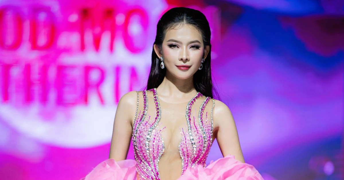 Chị đẹp Đinh Thị Triều Tiên comeback cực gắt, body chuẩn từng centimet khiến fan nhan sắc phát sốt