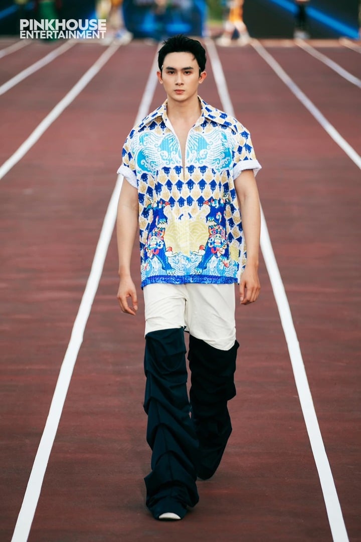 972d56b116c14f66deb2.jpg