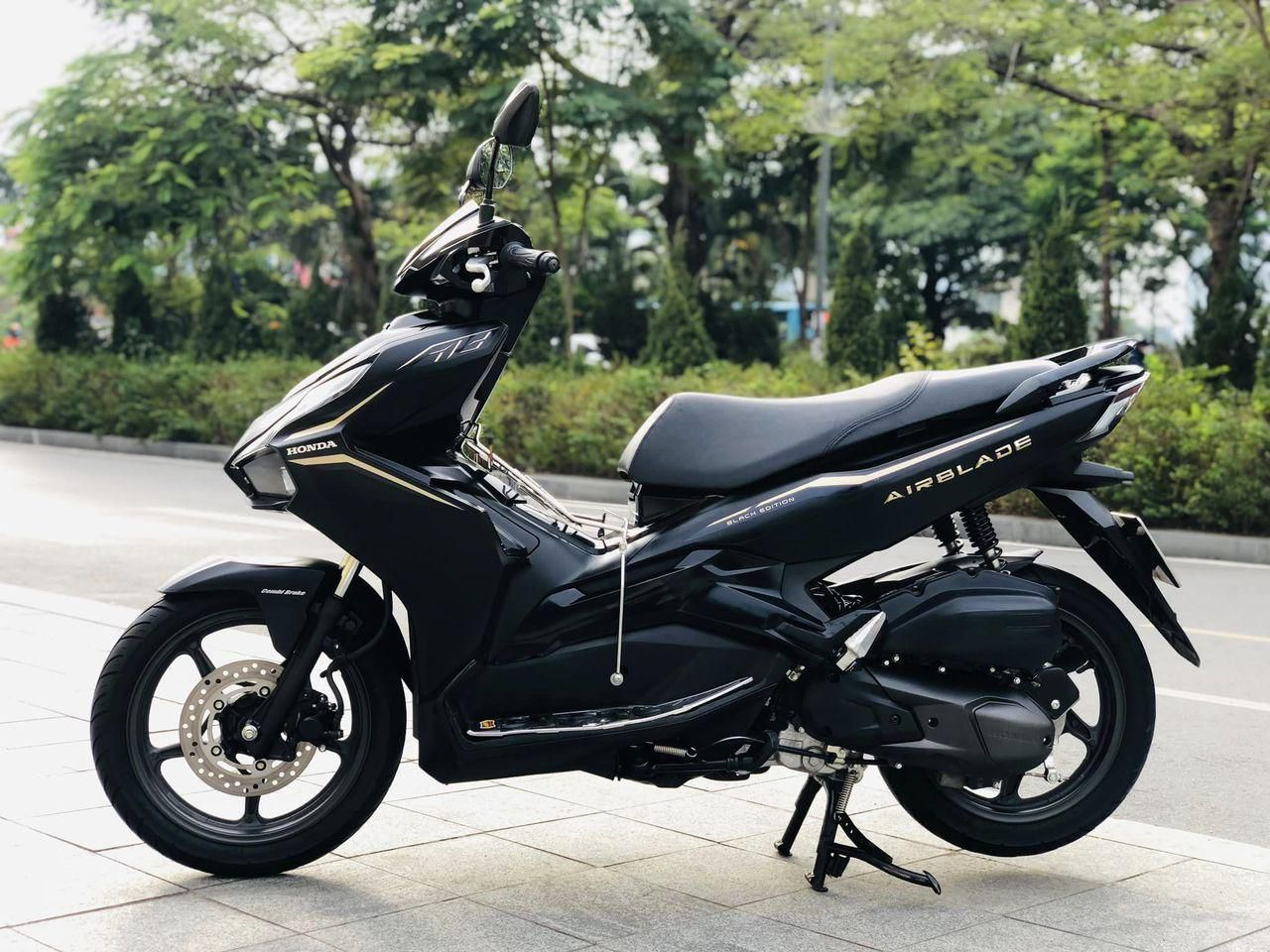 Giá xe Honda Air Blade 2024 tháng 02: Chi tiết phiên bản, màu sắc & thông số kỹ thuật hot nhất