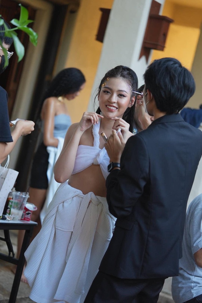 975e304daa3c2810a909.jpg