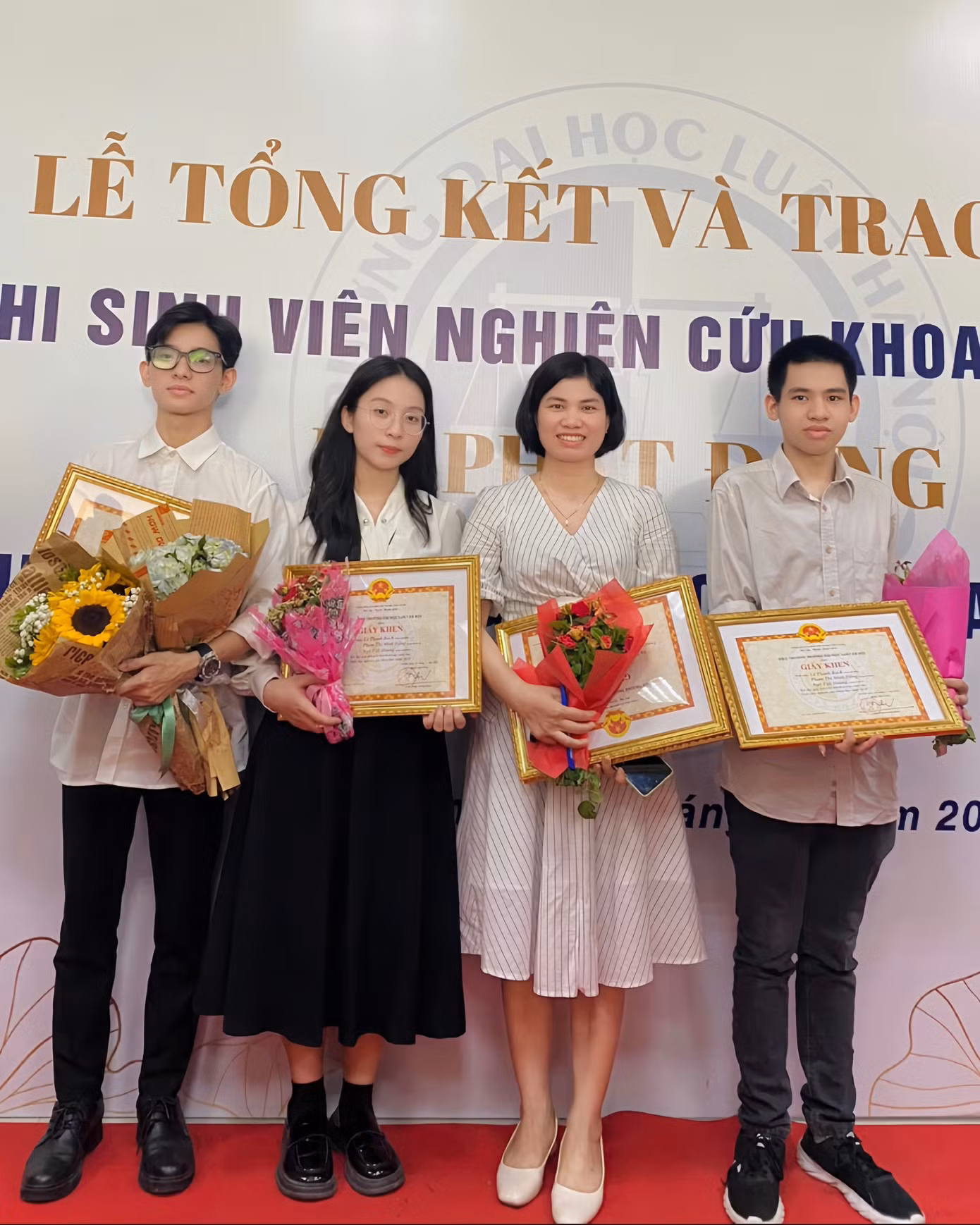 97bfab2ac75b0853c662.jpg