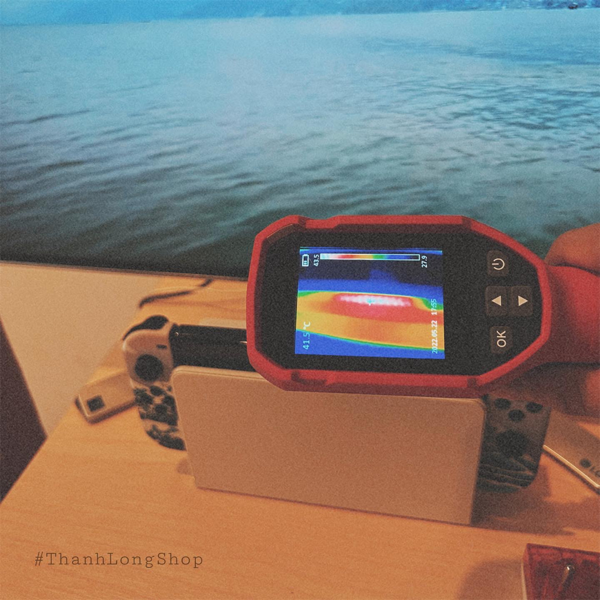 Đo nhiệt độ Nintendo Switch OLED sau khi thay keo tản nhiệt xịn tại #ThanhLongShop - Kết quả bất ngờ!