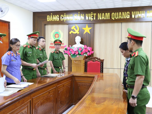 97d0eb6918bfaca884fb.jpg