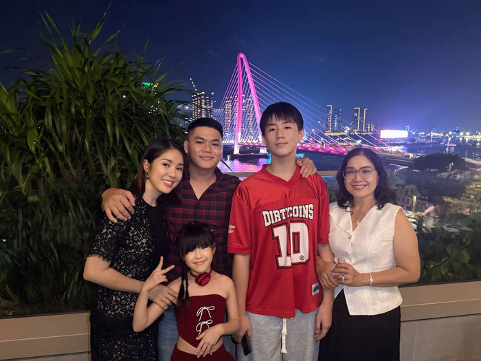982164fca35c9b0bba88.jpg