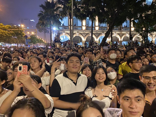 98b91fc71ebed4e965d6.jpg