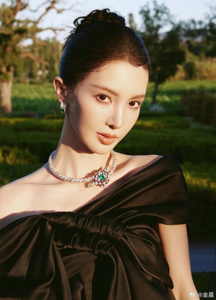 98d41adb0abe3721711e.jpg