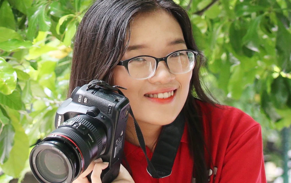 Nữ sinh "gà chiến" Ngoại thương: Khi tài năng gặp nỗ lực ✨