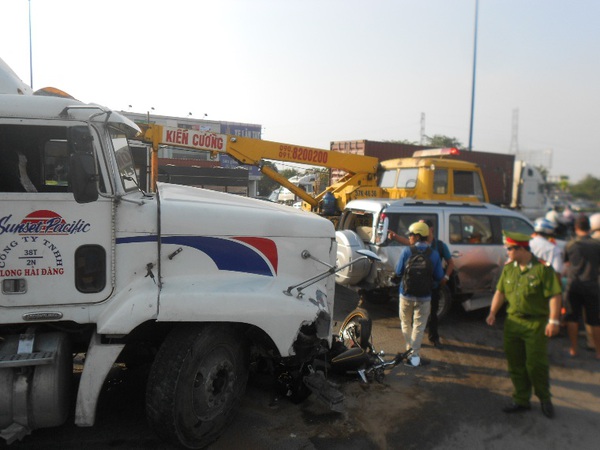98fc600ddf1ac2182af3.jpg