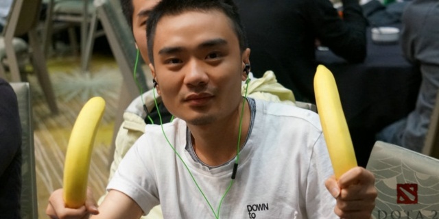 9908ba6ed48e6c51025e.jpg