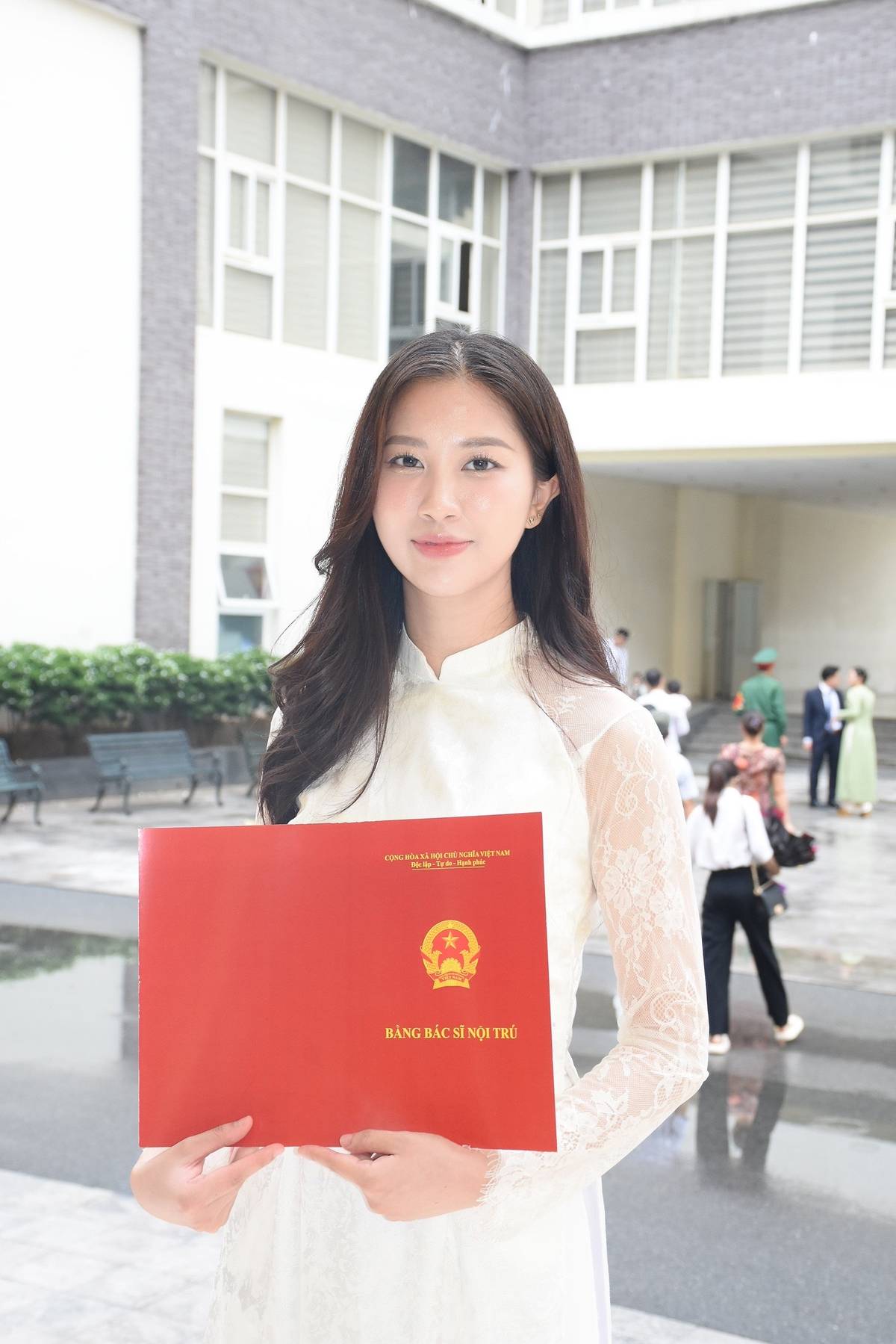 991fab9a33f5a89ac7d1.jpg