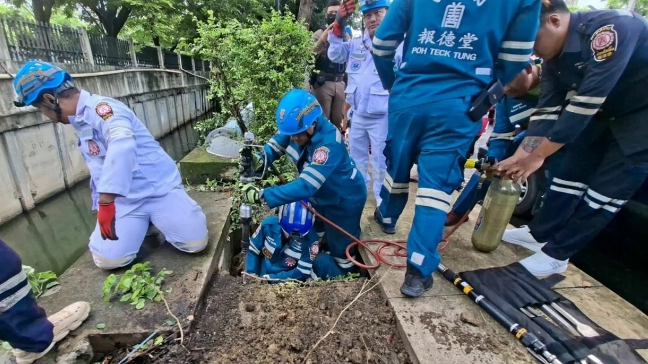 993c2aec89316bb14f7f.png