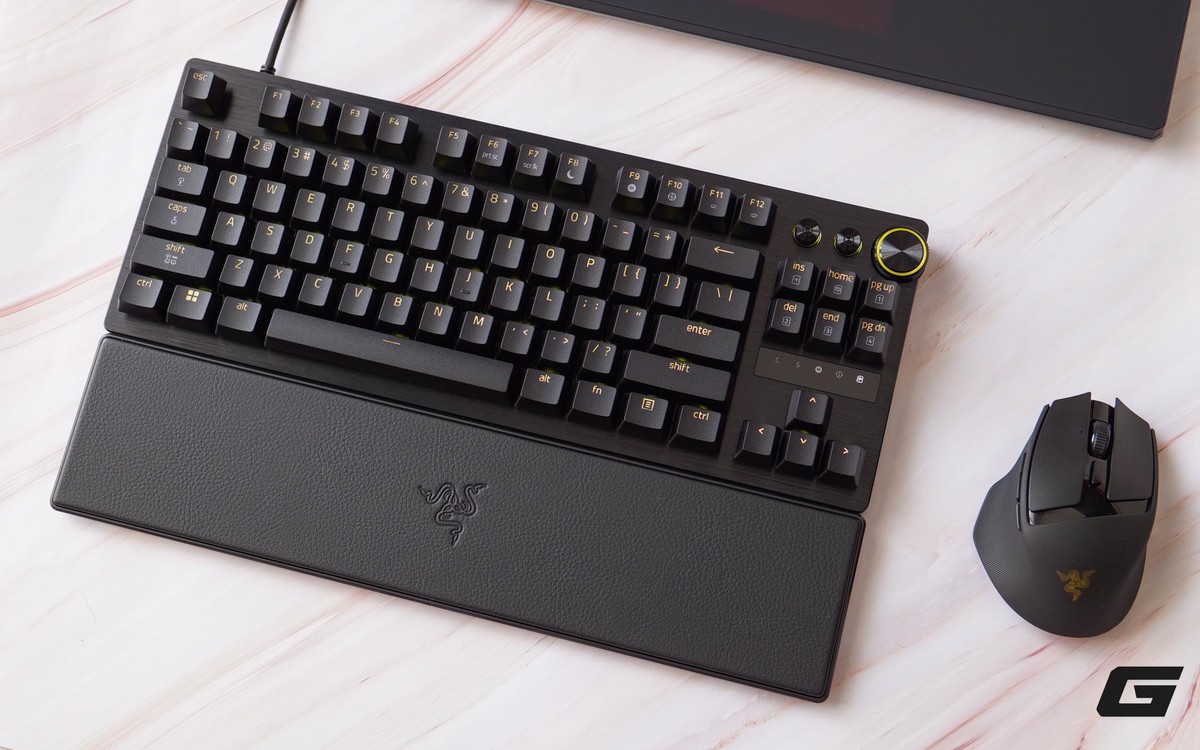 Trải nghiệm Razer Huntsman V3 Pro TKL mới: Gọn gàng chuẩn TKL, vượt trội với Rapid Trigger, Snap Tap và 8KHz siêu tốc