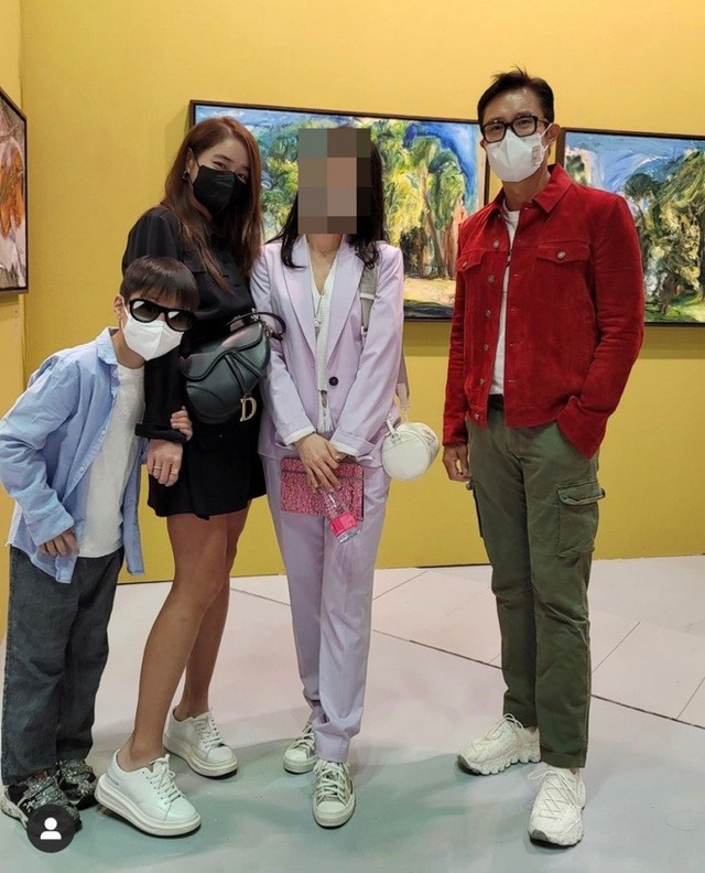 99c5412b0dae5bf27bdf.jpg