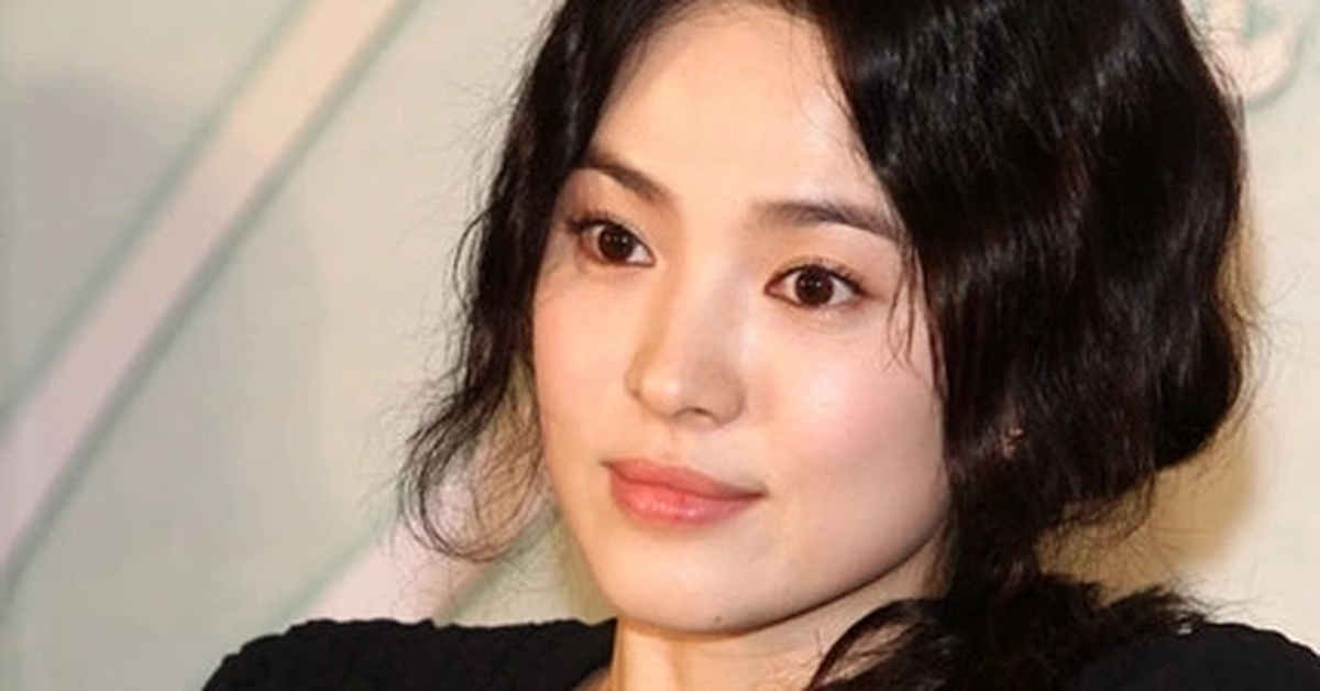 Song Hye Kyo thời "yêu sương sương" với Hyun Bin: 16 năm rồi mà nhìn vẫn như hôm qua với hôm nay