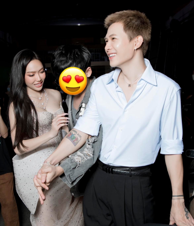 9a4fb04d9854fbb351de.jpg