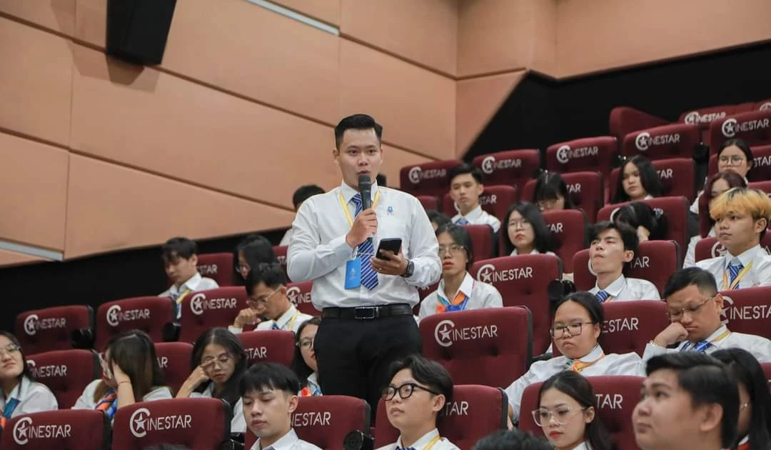 Sinh viên Sài Gòn "hội não" đưa ra ý tưởng phát triển hoạt động tình nguyện thời 4.0
