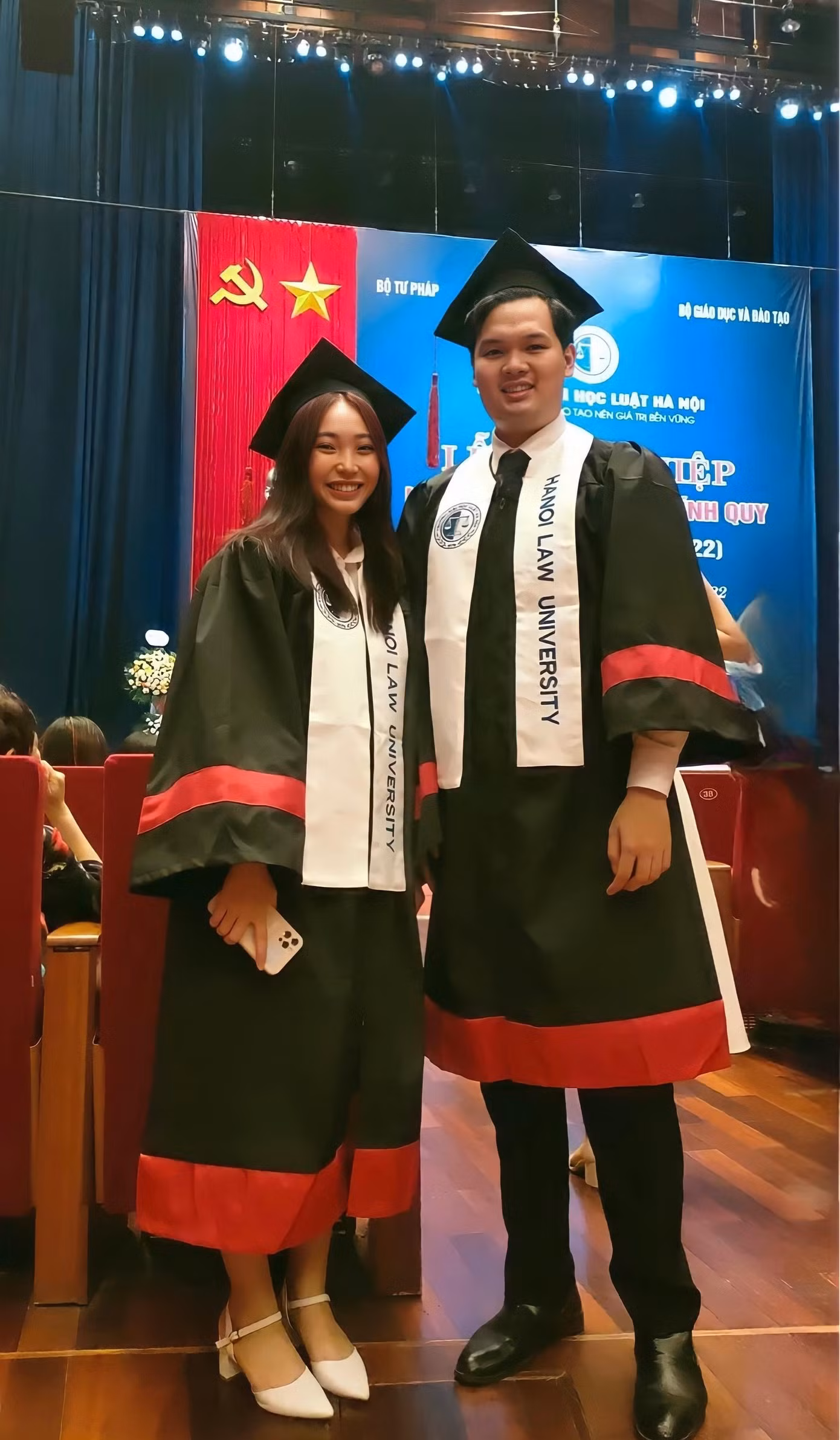 9a6d98cef1efc44ce939.jpg