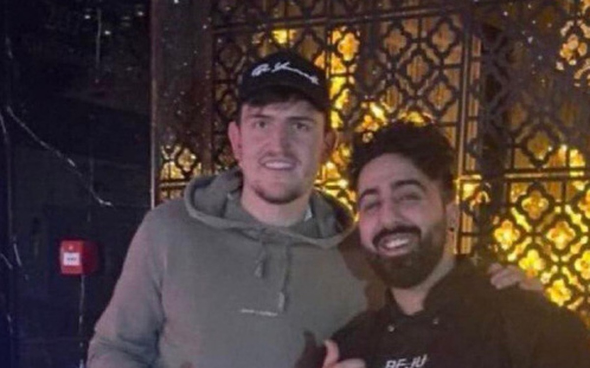 Maguire bị bắt quả tang "quẩy banh xác" dù MU thua tan nát Watford
