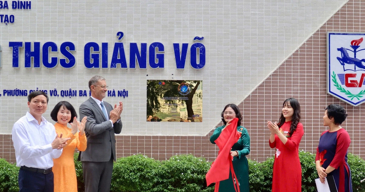 Trường THCS Giảng Võ chính thức lọt top trường dạy tiếng Pháp chuẩn quốc tế xịn sò
