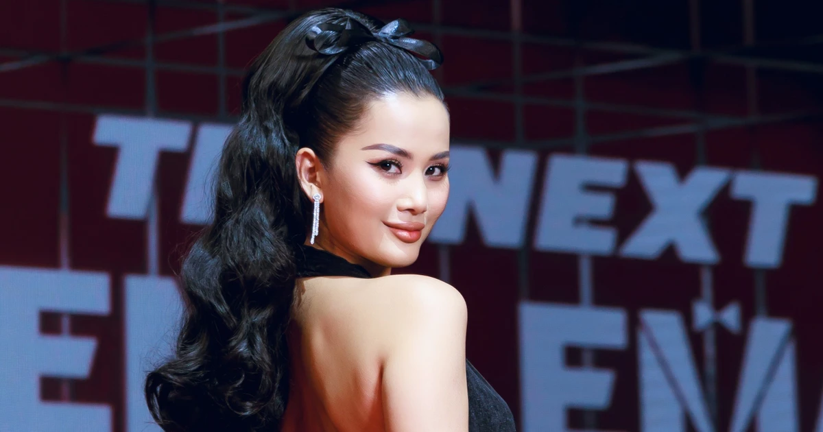 'Mỹ nhân chăn trâu' Hương Ly khóc nức nở gặp lại 'người cũ', bị hỏi khó liền 'xịt keo' không biết đáp