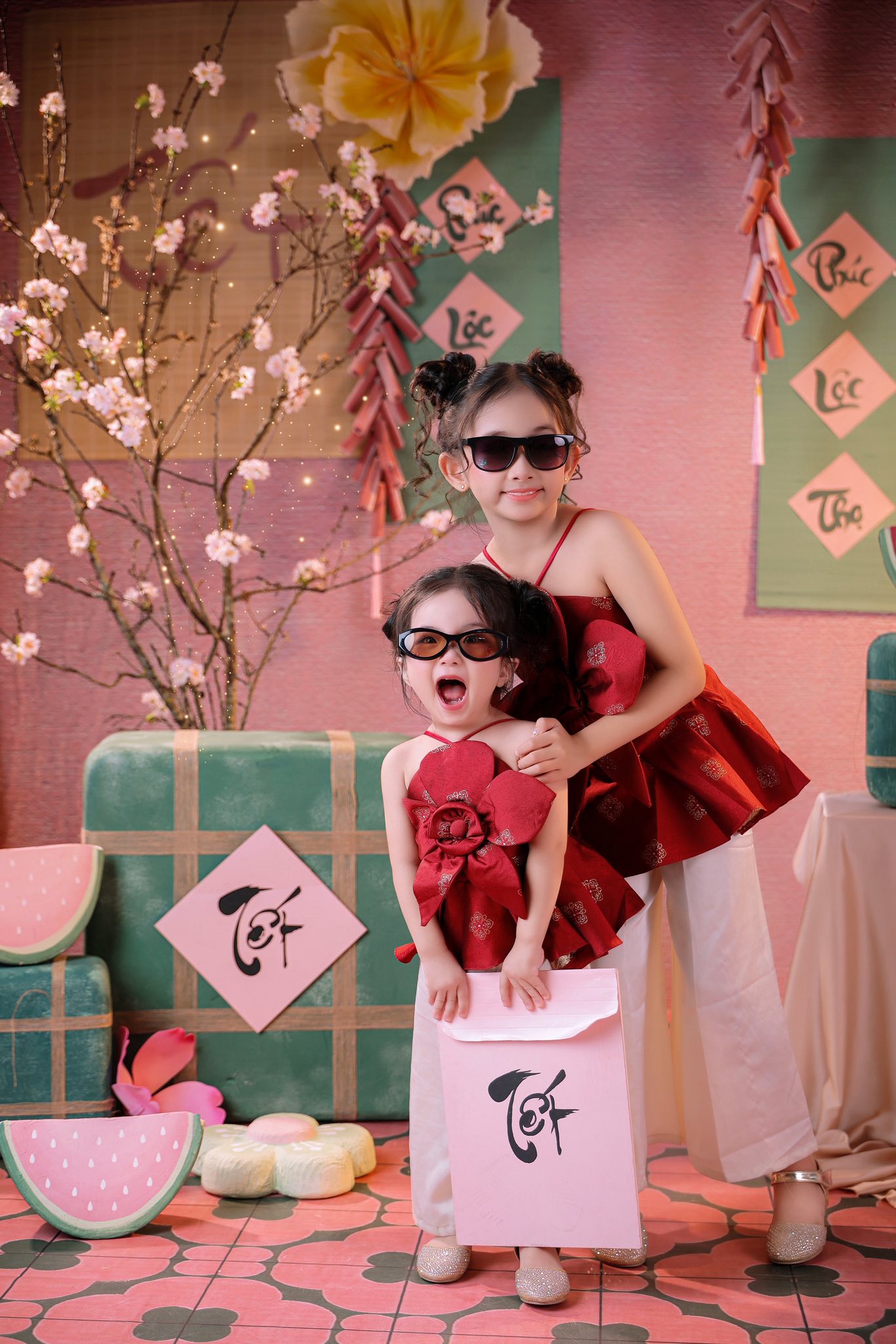 9b81bf2af98c2c6bb50d.jpg