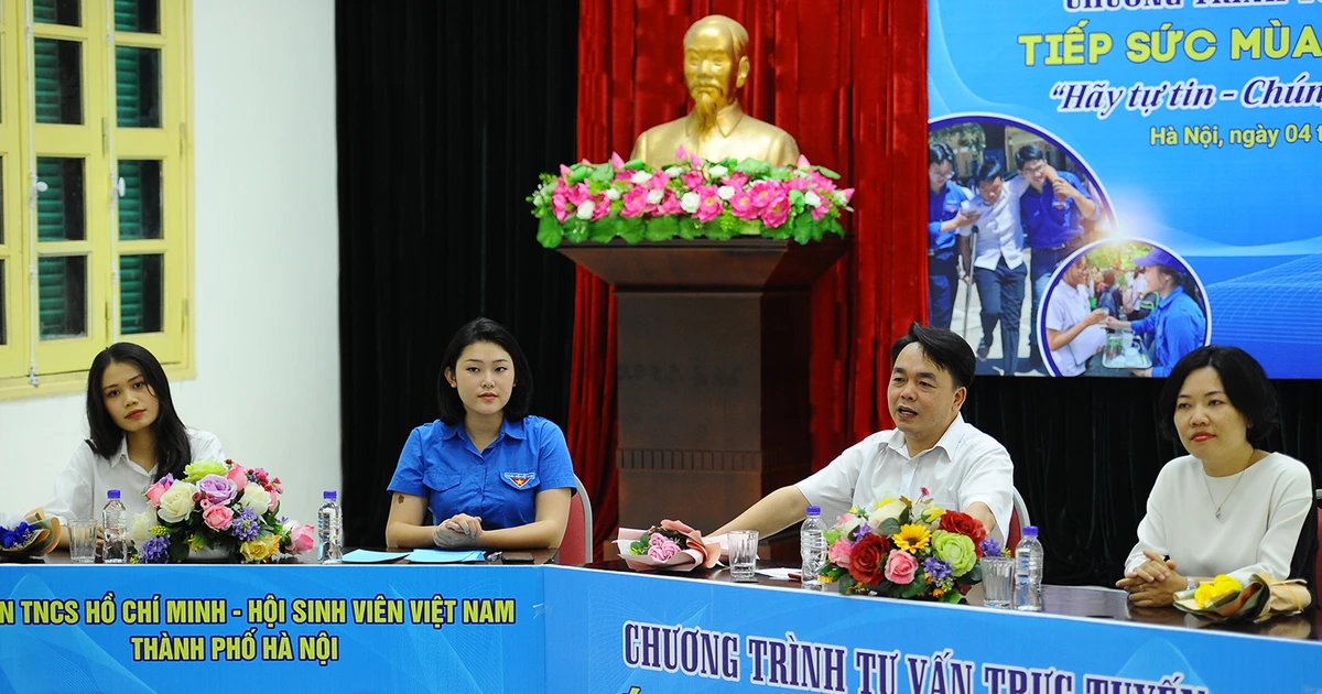 Tiếp sức online cực xịn cho các sĩ tử mùa thi THPT 2020